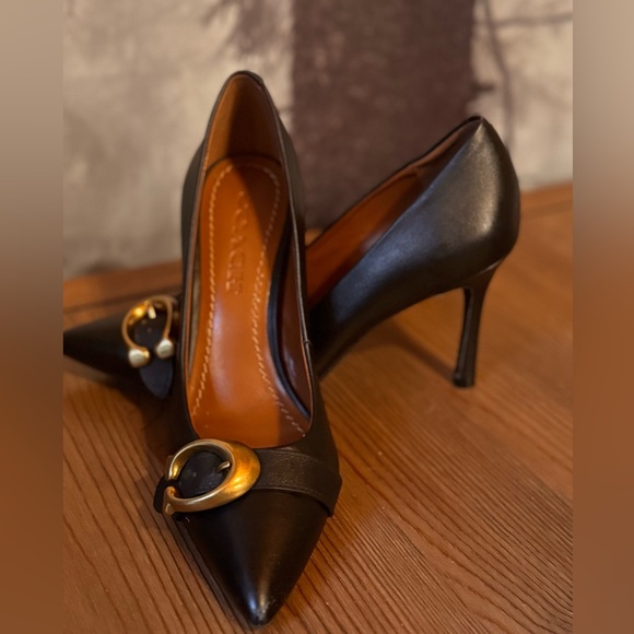 Classic COACH 3.5” Heels Pumps - Black Leather w Gold C - Picture 1 of 6